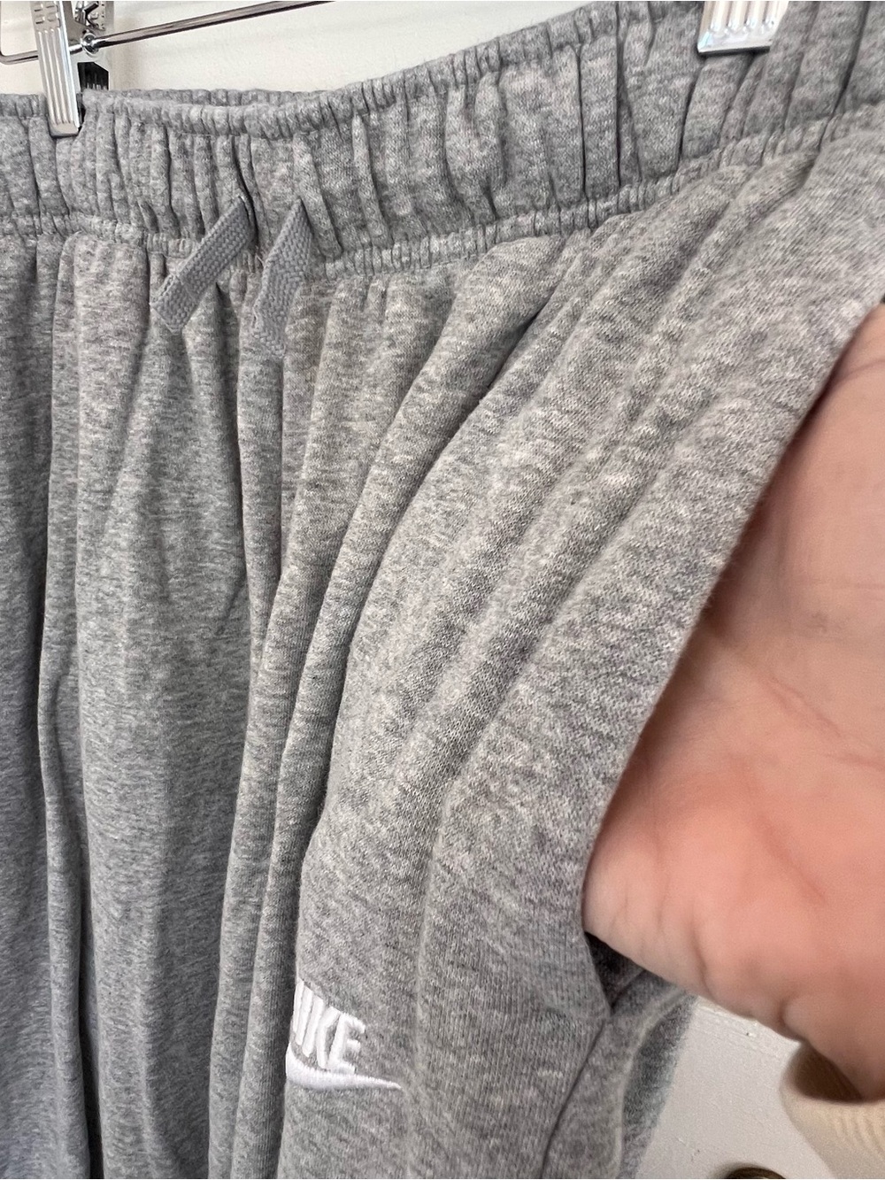 Nike Gray Cotton Blend Joggers. Size Small. - Picture 6 of 11